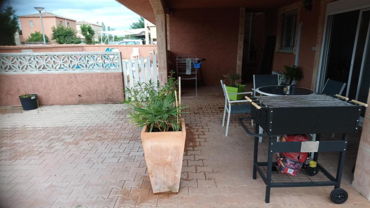Appartements Dans Residence Avec Piscine - Mer A 500M Sainte-Marie Exterior foto