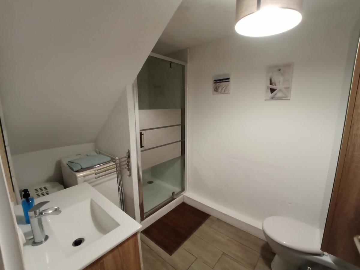 Appartements Dans Residence Avec Piscine - Mer A 500M Sainte-Marie Exterior foto