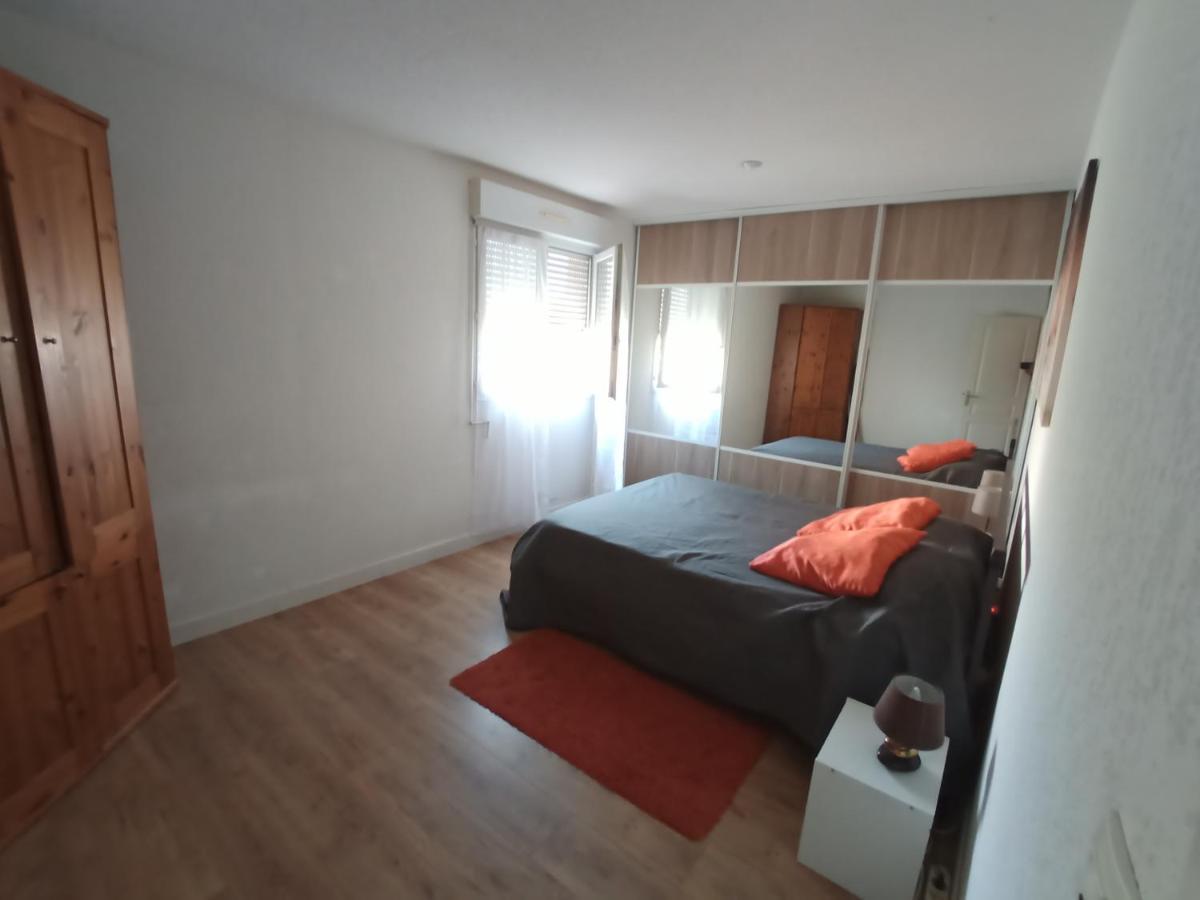 Appartements Dans Residence Avec Piscine - Mer A 500M Sainte-Marie Exterior foto